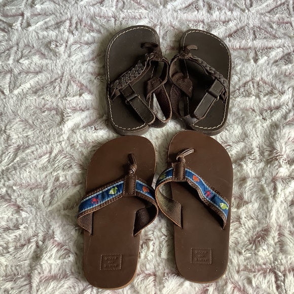 Pair of summer sandals - Picture 1 of 2